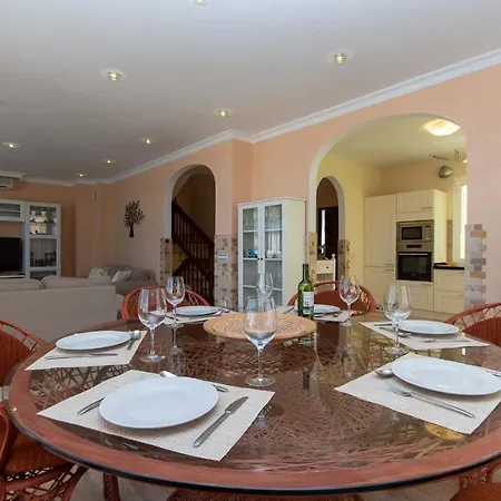 Parque Tropical 5 - Three Bed Βίλα
